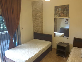 Garden Master Bedroom-Suites
