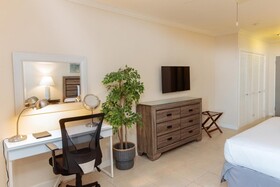 Bel Jou Hotel