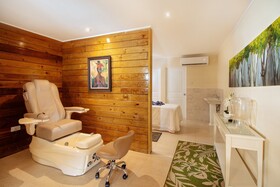 Bel Jou Hotel