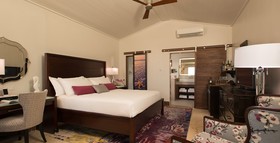 Sandals Halcyon Beach