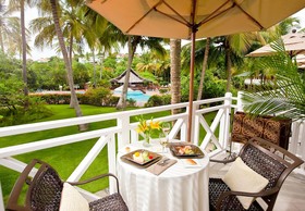 Sandals Halcyon Beach