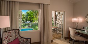 Sandals Halcyon Beach