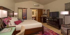 Sandals Halcyon Beach