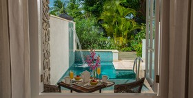 Sandals Halcyon Beach