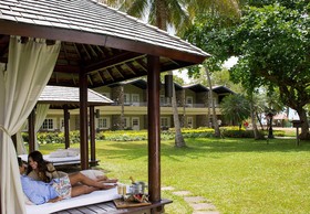 Sandals Halcyon Beach
