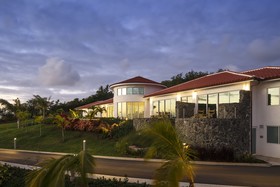 Windjammer Landing Villa Beach Resort