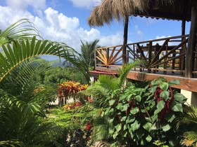 Tet Rouge Resort