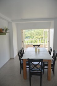 Treetops Apartments