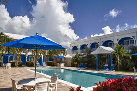Bay Gardens Inn