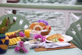Marigot Beach Club Hotel & Dive Resort