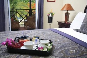Marigot Beach Club Hotel & Dive Resort