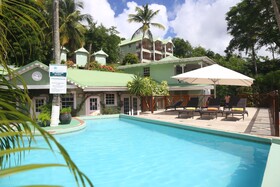 Marigot Beach Club Hotel & Dive Resort