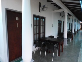Sira's Chalets And Tour Operator