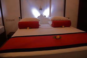 Sira's Chalets And Tour Operator