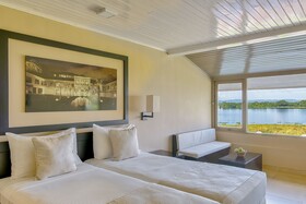 The Lake House