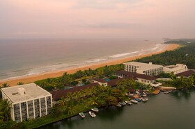 NH Bentota Ceysands Resort