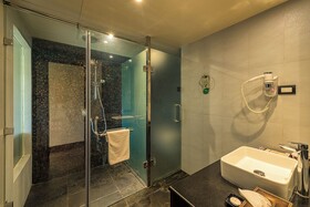 NH Bentota Ceysands Resort
