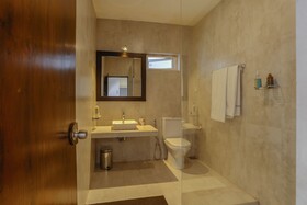 Villa Republic Bentota