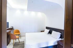 Hotel Senondra