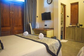 Abhaya Mandapa Hotel