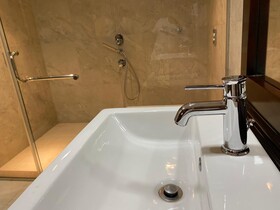 Avasta Resort & Spa