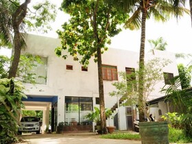 Hotel Water Garden In Anuradhapura