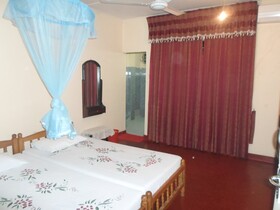 Indrani Inn Tourist Rest