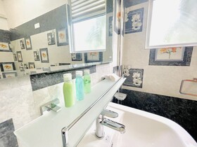 Ismattha hotel