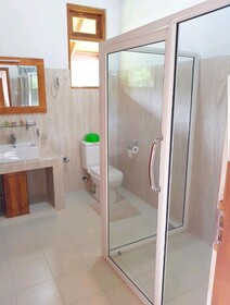 Saji-Sami Hotel