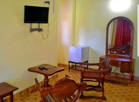 Saji-Sami Hotel