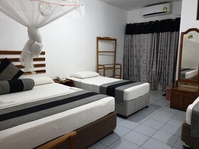 Saji-Sami Hotel