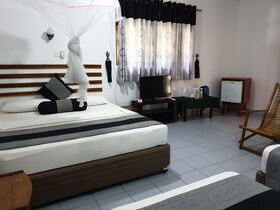 Saji-Sami Hotel