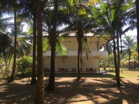Raja Beach Hotel