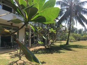 Raja Beach Hotel