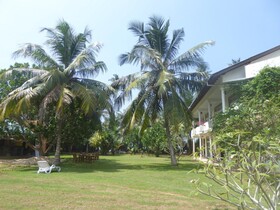 Raja Beach Hotel