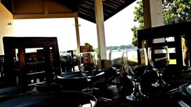 Naaval Hotel