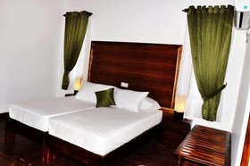 Naaval Hotel