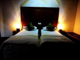 Naaval Hotel