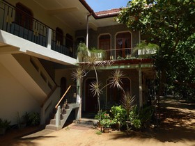 Riviera Resort