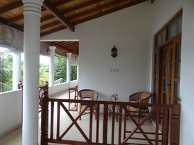 Anetta Villa