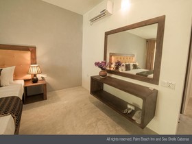 Palm Beach Inn & Sea Shells Cabana
