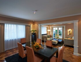 Cinnamon Lakeside Colombo