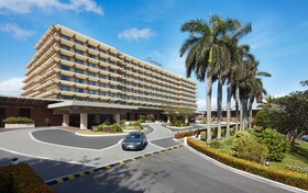 Cinnamon Lakeside Colombo