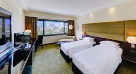 Cinnamon Lakeside Colombo