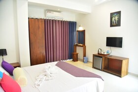 Hotel Eden Grand