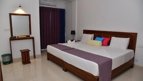 Hotel Eden Grand