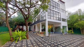Hotel Eden Grand