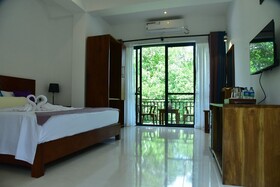 Hotel Eden Grand