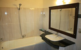 Hotel Freedom Village