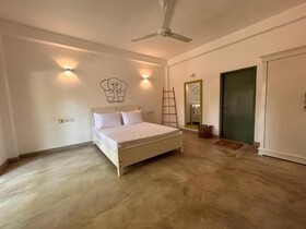 Moi Dambulla by DBI